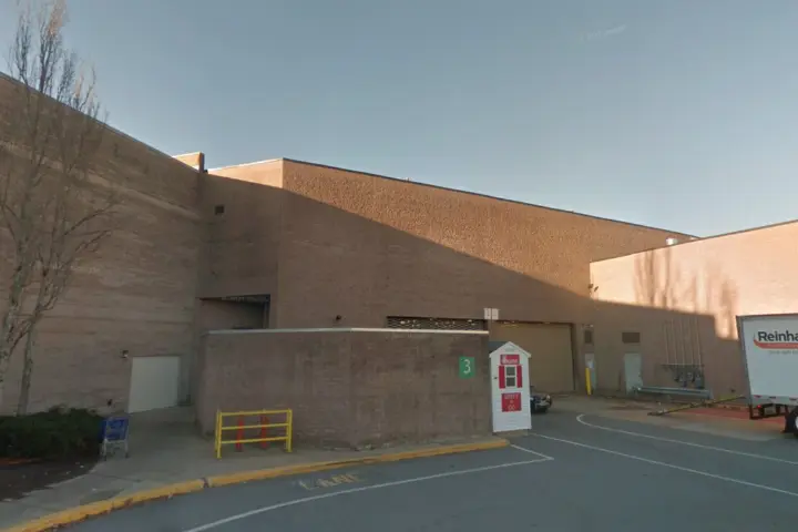 T-Mobile Pheasant Lane Mall-First Floor