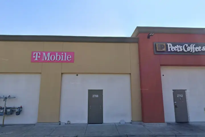 T-Mobile Pinole Valley Shopping Center