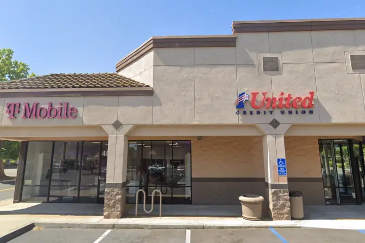 T-Mobile Plaza 580