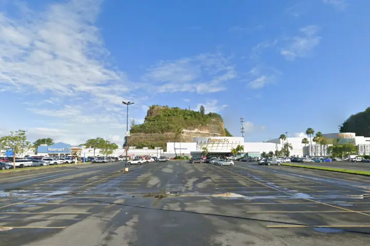 T-Mobile Plaza Del Sol