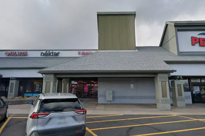 T-Mobile Plaza Way & Milton