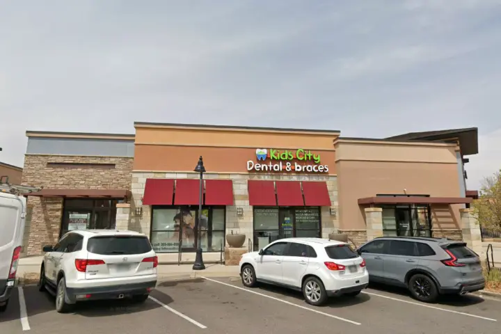 T-Mobile Prairie Center Shopping Center