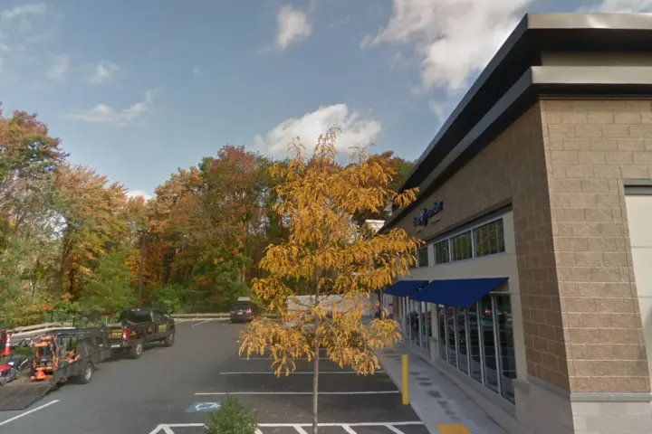 T-Mobile Providence Hwy & Legacy Blvd