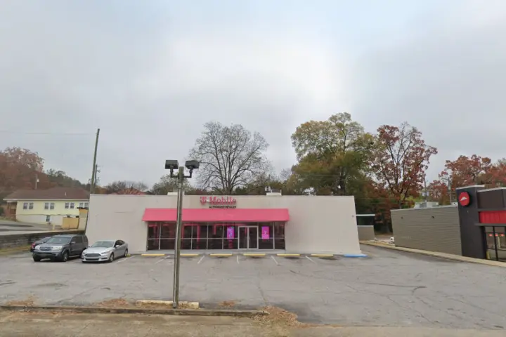 T-Mobile Quintard Ave & E 22nd St