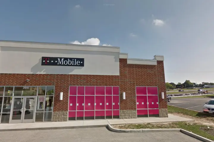 T-Mobile Regency Plaza
