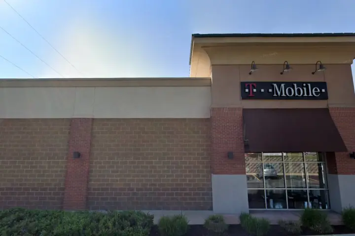 T-Mobile Riverdale East