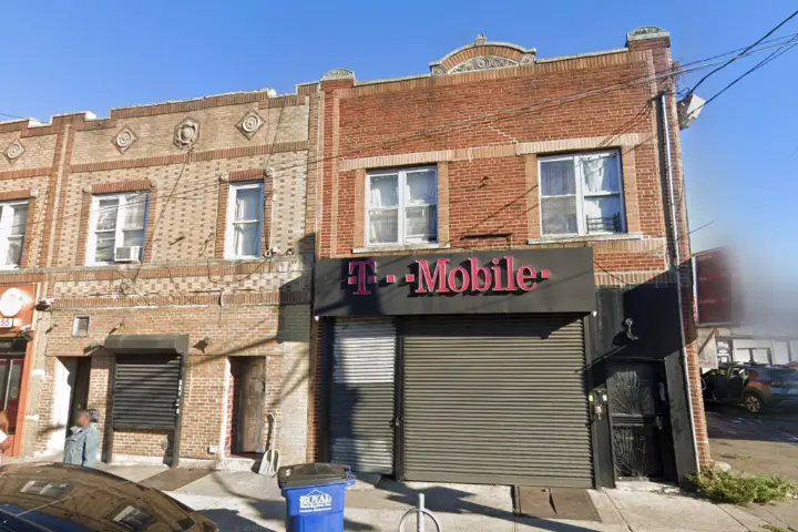 T-Mobile Rockaway & 135th