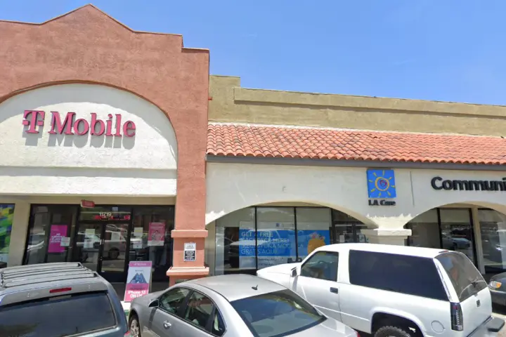 T-Mobile Rosecrans Ave & Pioneer Blvd