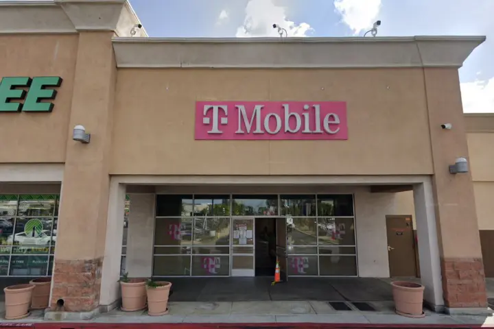 T-Mobile Rosemead Place Shopping Center