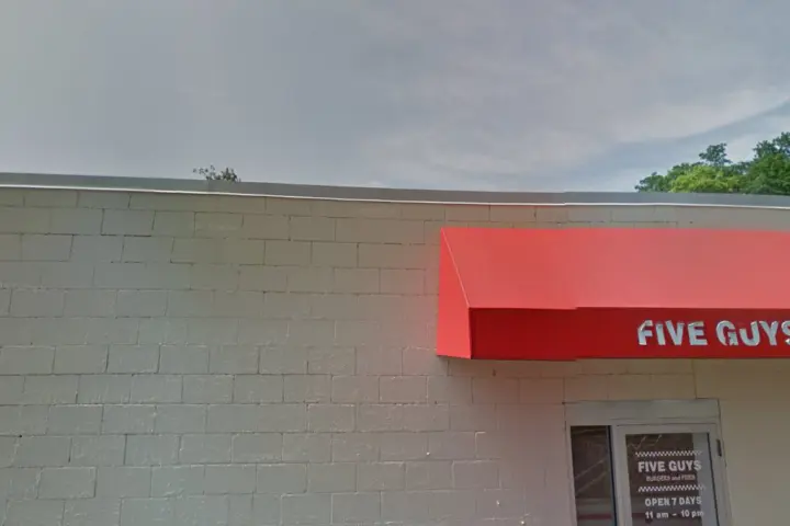 T-Mobile Route 211 & Bert Crawford