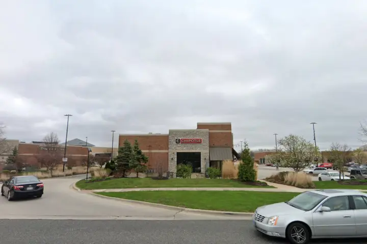 T-Mobile Route 83 & Plainfield Rd
