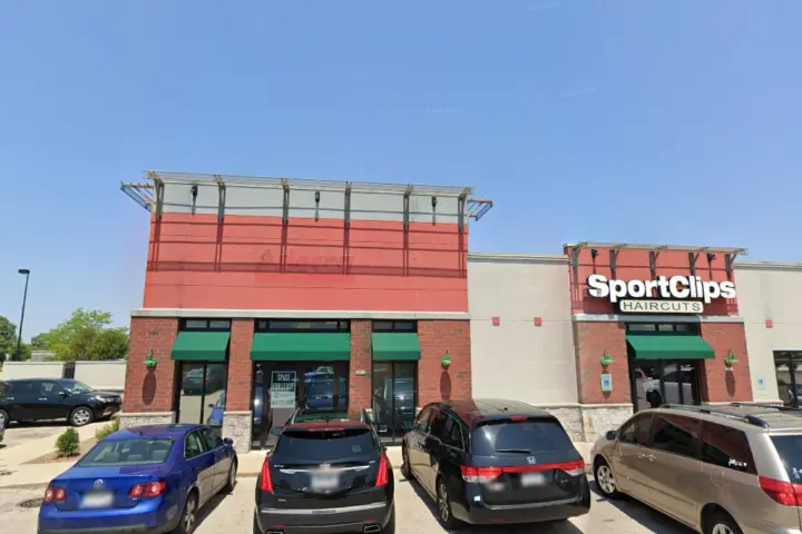 T-Mobile S 108th St & W Dakota St