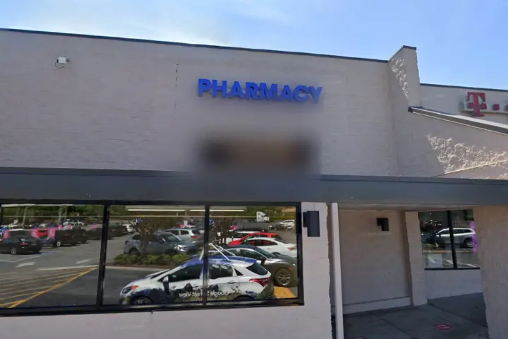 T-Mobile S Hairston Rd & Redan Rd