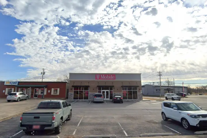 T-Mobile S Lynn Riggs Blvd