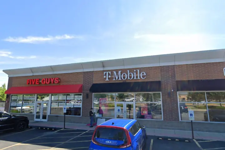 T-Mobile S Route 59 & Cantore Rd