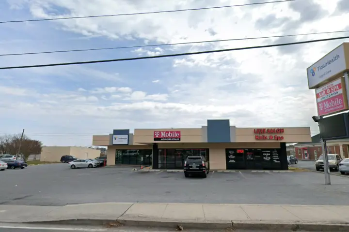 T-Mobile S Salisbury Blvd & Bateman St