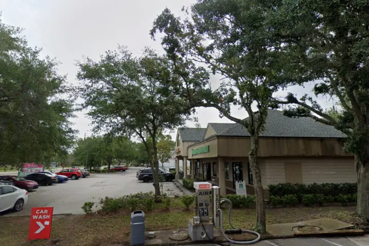 T-Mobile Saxon Blvd & Enterprise Rd