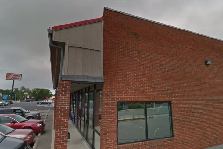 T-Mobile Scioto St & Jefferson Ave