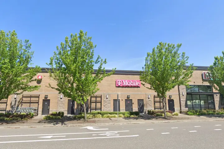 T-Mobile Scotton Way & 10th
