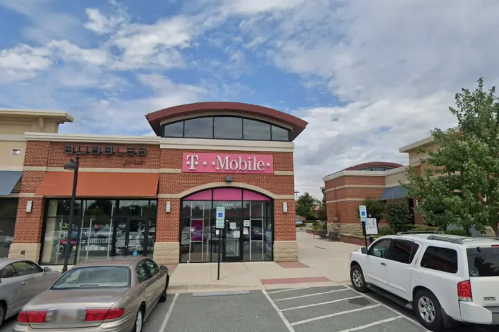 T-Mobile Seneca Meadows Pkwy