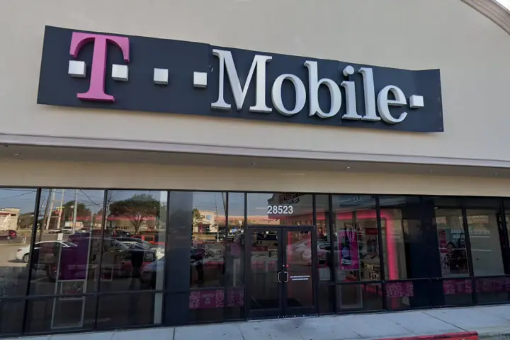 T-Mobile Sh 249 & Fm 2920