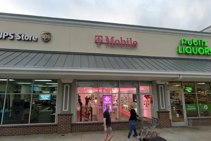 T-Mobile Shepherd Rd & Imperial Pkwy