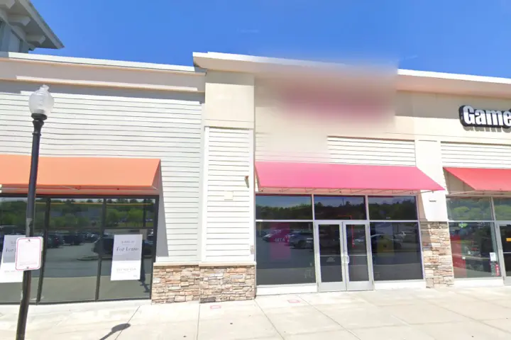 T-Mobile Shoppes at Blackstone Valley
