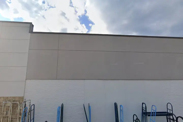 T-Mobile Shoppes at Cedar Cliff