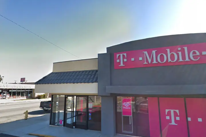 T-Mobile Sierra & 40th