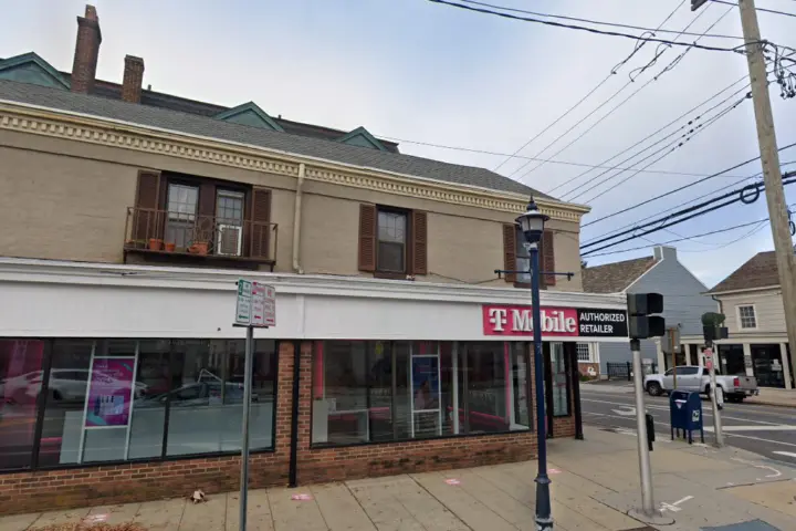 T-Mobile South St & W Main St