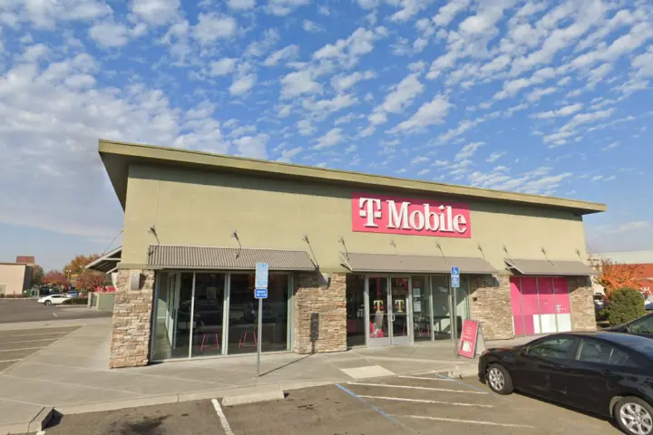 T-Mobile Spreckel's Park Shopping Ctr