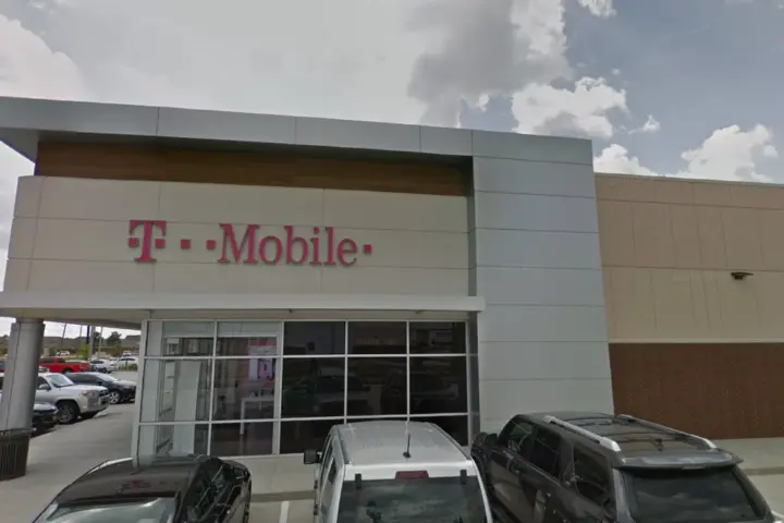 T-Mobile Spring Stuebner Rd & Kuykendahl Rd