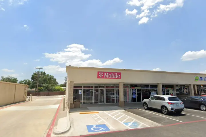 T-Mobile Spring Valley Rd & Coit