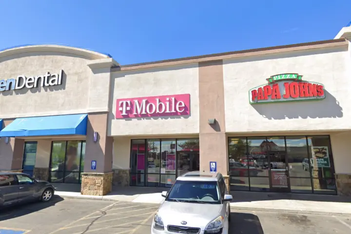 T-Mobile SR 69 & Lake Valley