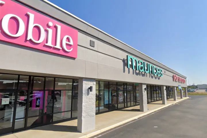T-Mobile St Robert Blvd & Carson Blvd