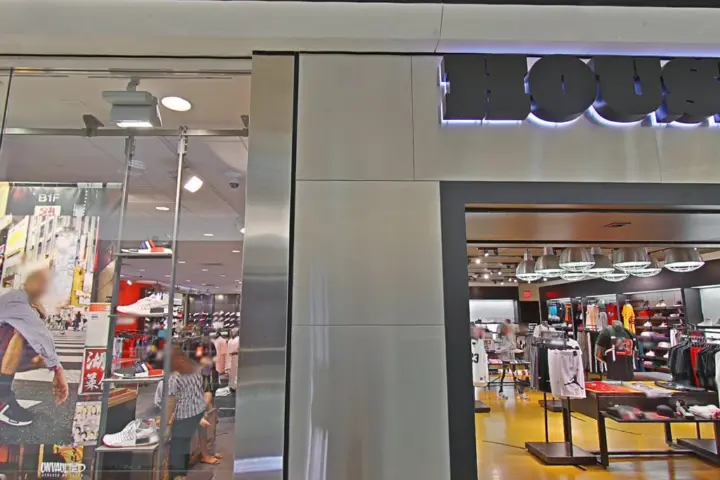 T-Mobile Stamford Mall