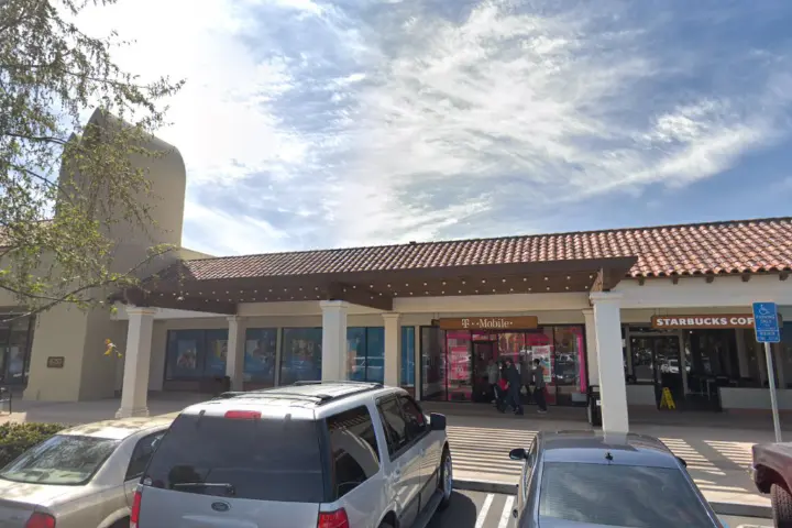 T-Mobile State & La Cumbre