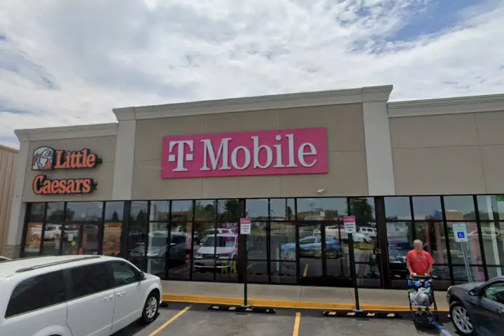 T-Mobile Sullivan Marketplace