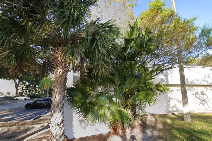 T-Mobile Sunrise Town Center
