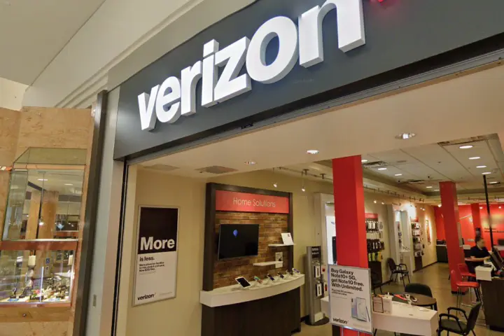 T-Mobile Sunvalley Mall