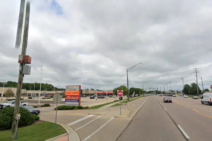 T-Mobile Sycamore Rd & Barber Greene Rd