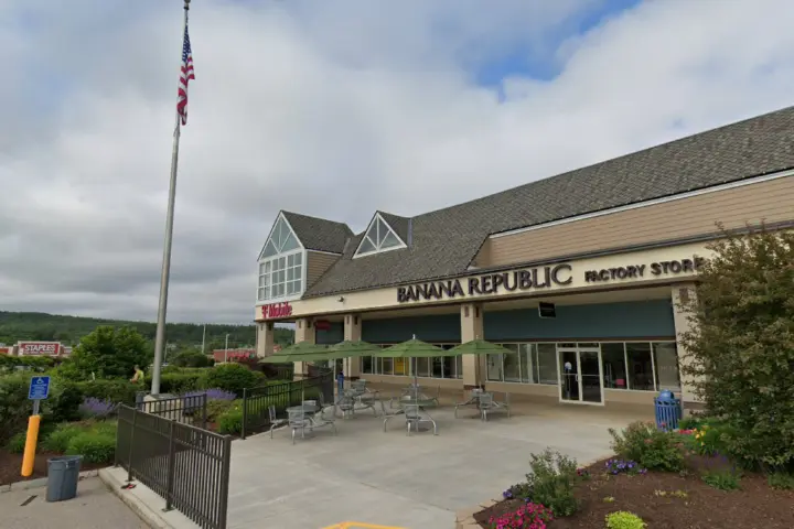 T-Mobile Tanger Outlets