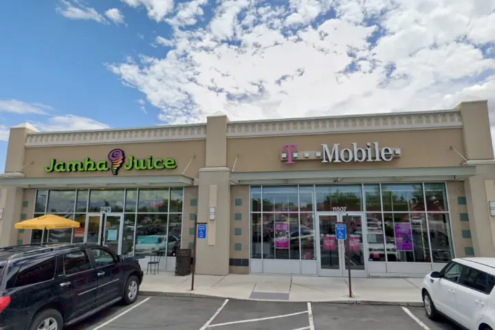 T-Mobile The District