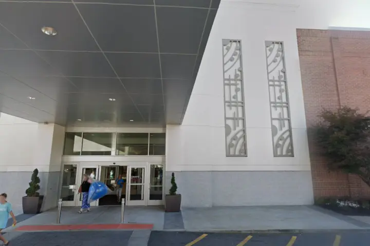 T-Mobile The Mall At Rockingham Park