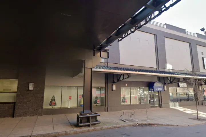 T-Mobile The Mall At Steamtown