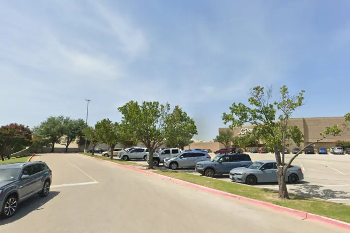 T-Mobile Town East Mall