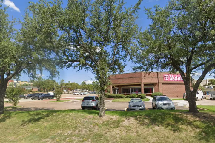 T-Mobile Troup Highway & Loop 323