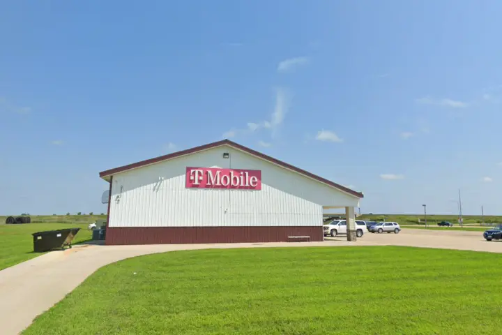 T-Mobile US 18 & Runger