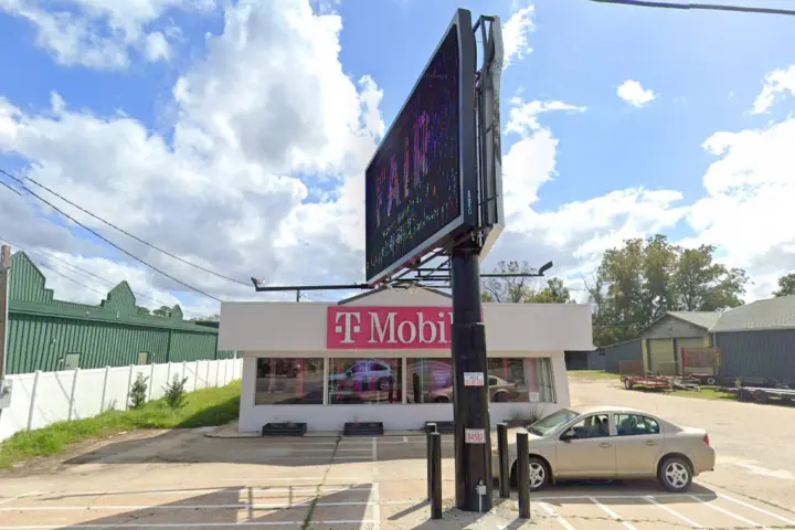 T-Mobile US 84 & Keller