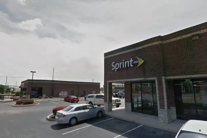 T-Mobile US Hwy 31 & W Smith Valley Rd